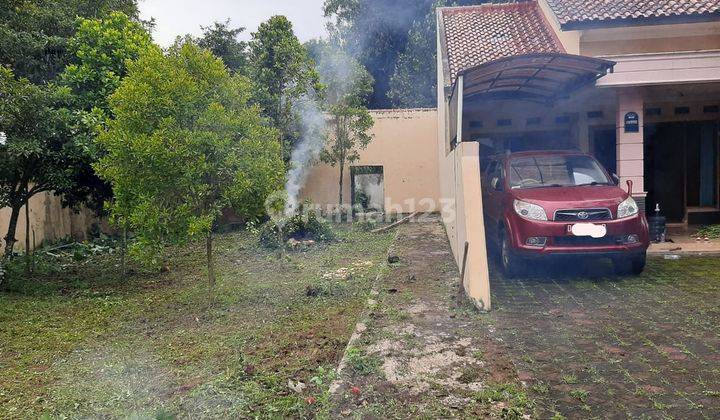 Rumah 1 lantai siap huni dengan halaman luas Cianjur 2