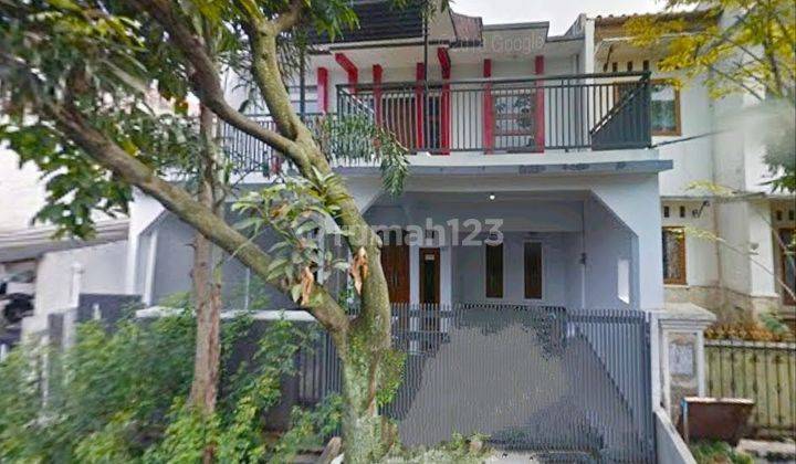 Rumah minimalis 2 lantai di sayap jl. Purwakarta Antapani 1