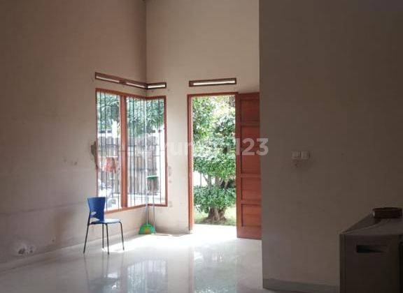 Rumah bagus 2 lantai halaman luas dalam komplek di Cibiru 8