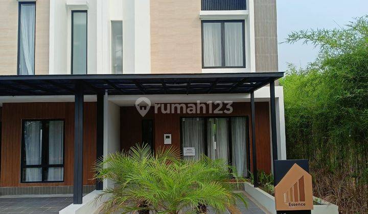 Rumah 3 lantai di Jakarta cukup DP 30 juta 1