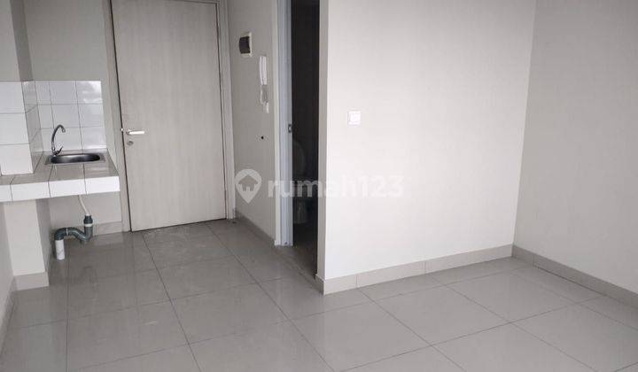 Apartemen Summarecon Bekasi - Springlake Unfurnished Bagus 2