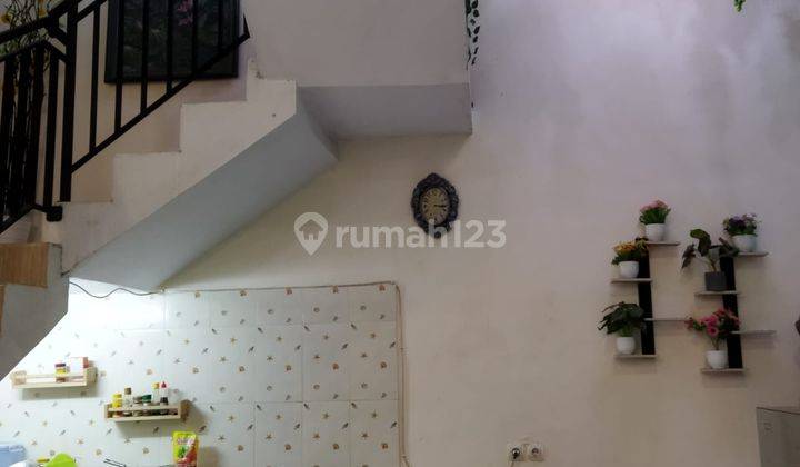 Rumah Sudah Renovasi Di Tapos Unfurnished Dekat Lrt 2