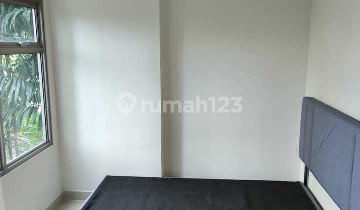 Apartemen Summarecon Tower Elodea 2 Kamar Tidur Furnished Bagus