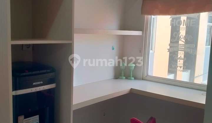 Apartemen Studio Springlake Summarecon Tower Davalia Furnish 