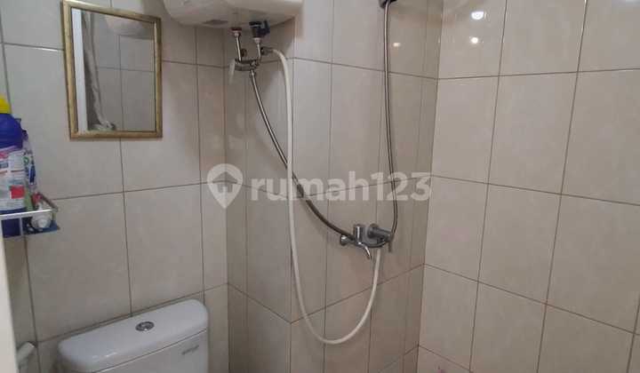 Apartemen Springlake Summarecon Tower Azolla Lantai Rendah 2
