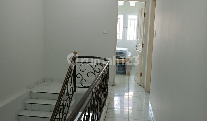 2-Story House Near Highway, Mall, Culinary Center 2