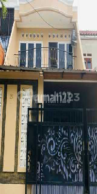 Rumah Lantai Lokasi Taman Pulo Indah Jakarta Timur 1