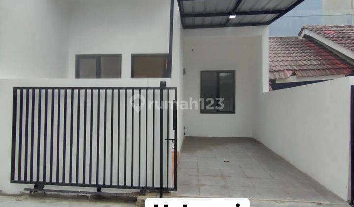 Available Rumah Minimalist Modern 2 Lantai Tahap Finishing Akhir  2