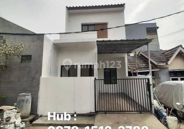 Available Rumah Minimalist Modern 2 Lantai Tahap Finishing Akhir  1