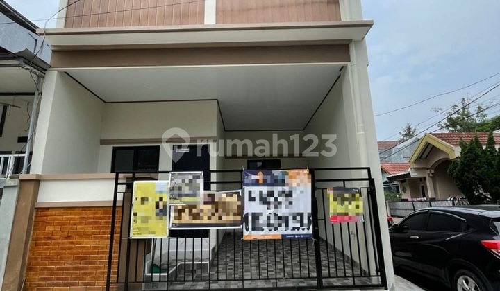 Rumah 2 Lantai Hook Di Cluster Taman Harapan Baru Lokasi Depan...!
