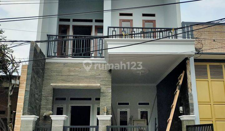 Rumah Tahap Finishing 2 Lantai di Pinggir Jalan Pondok Ungu Permai Sektor V  1