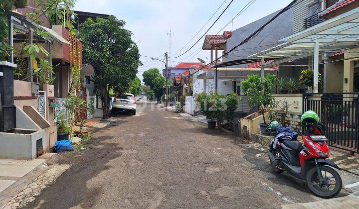 Rumah Baru Renovasi Siap Huni di Galaxy Bekasi  2