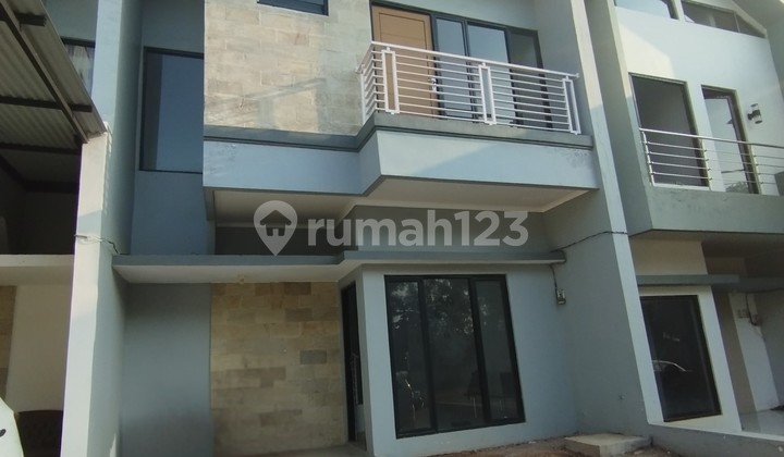 Rumah 2 Lantai Luas Di Rawalumbu Bekasi