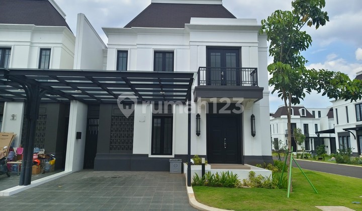 For Rent: House with Hook Position at Summarecon Crown Gading, Harapan Indah, Bekasi. For Rent: House with Hook Position at Summarecon Crown Gading, Harapan Indah, Bekasi.