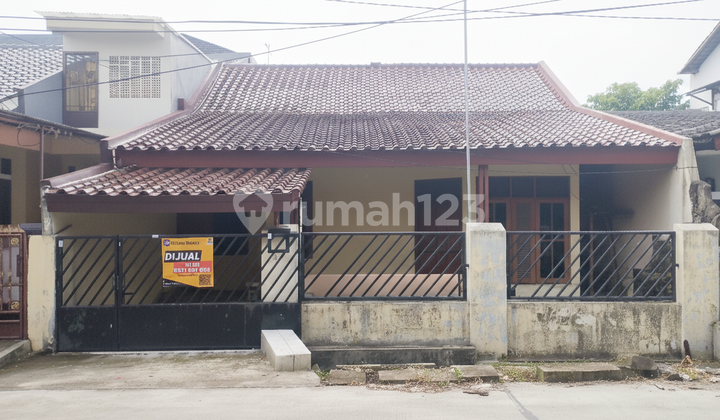 Rumah Luas!!! Cocok untuk Keluarga Besar di Bukit Kencana Pondok Gede Bekasi