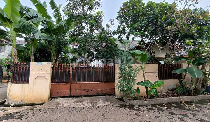 For Sale Spacious House Hook Position Near LRT Station in Pekayon Bekasi