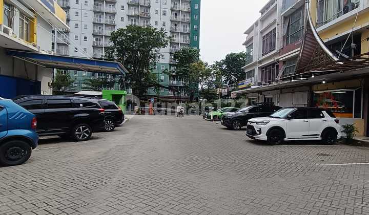For Rent: Strategic 3-Story Shop House Near Mall in Marga Jaya Bekasi 2