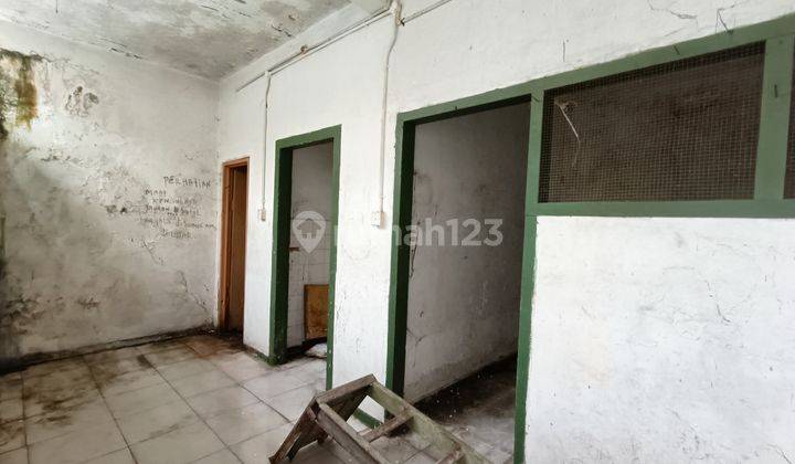 Disewakan Rumah di Jalan Merdeka  8