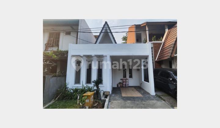 Rumah Hadap Selatan di Cluster Victoria Sentul City