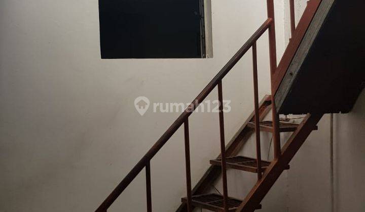 Rumah 2 Lantai di Taman Yasmin Sektor 1  12
