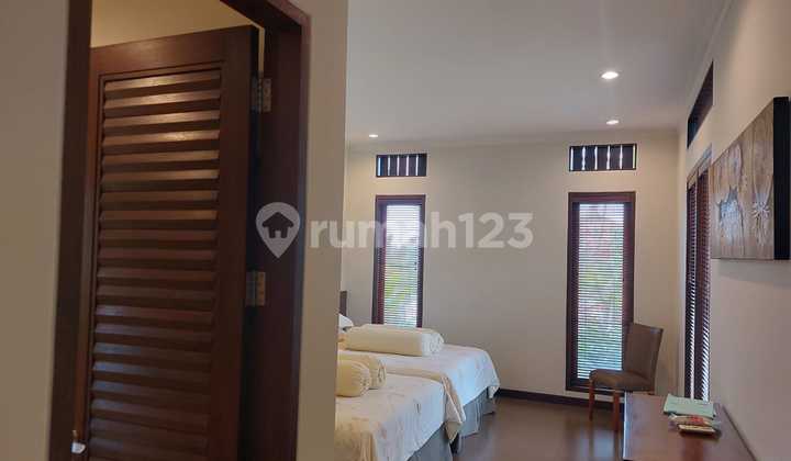 Villa Siap Huni di Rancamaya Bogor Selatan 10