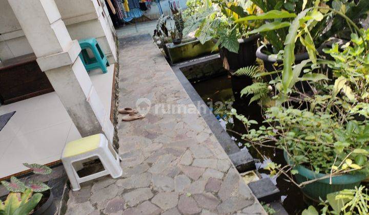 tampak depan dijual rumah hunian di perumahan