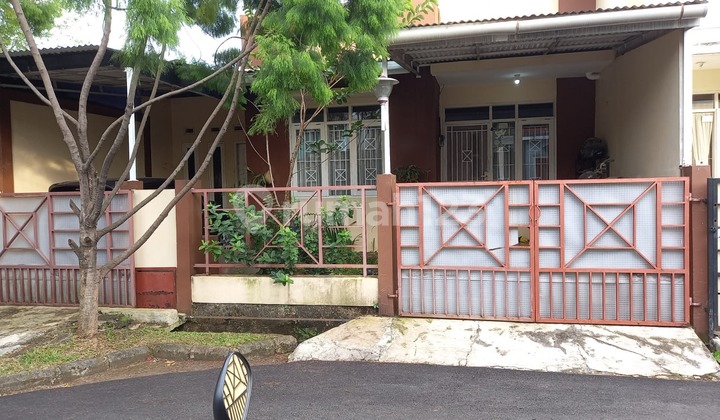 Rumah di Jl Soka Tanah Baru  2