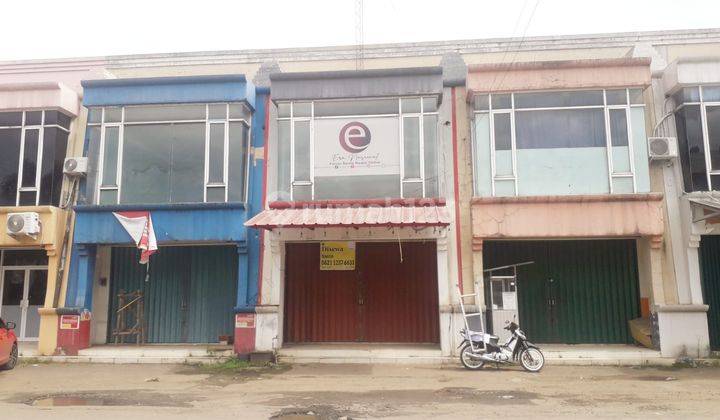 Ruko Sewa di Perum Acropolis Karadenan Cibinong 5