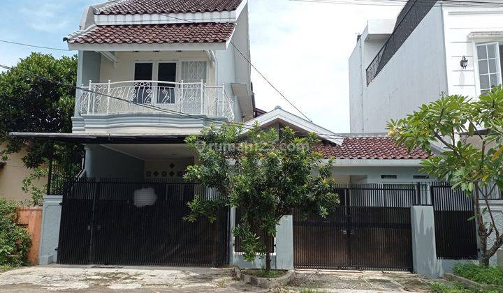 Dijual Dan Disewakan Rumah Rapi 2 Lantai Jln Palayu Raya  1