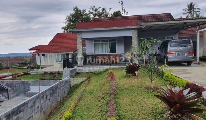 Rumah Dan Tempat Usaha Sayuran Hidroponik di Caringin 2