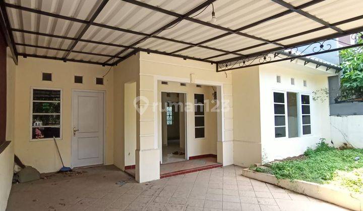 Dijual Rumah Tinggal Siap Huni Baru Renov di Bukit Cimanggu City 1