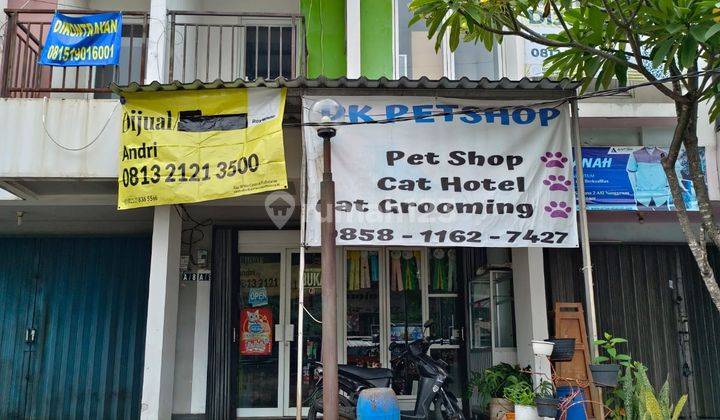 tampak depan ruko 2 lantai di perum
