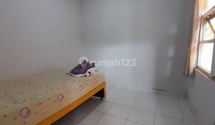 kamar tidur rumah di pesona batavia jampang