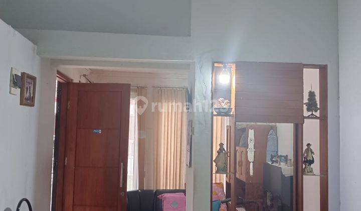 Rumah Hadap Selatan di Cluster Victoria Sentul City 2