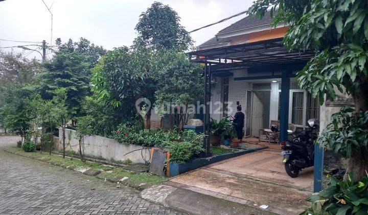 Rumah Hoek di Bukit Cimanggu City Tanah Sareal 1