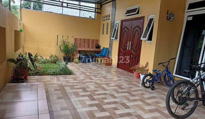 tampak depan rumah dijual 1 lantai siap