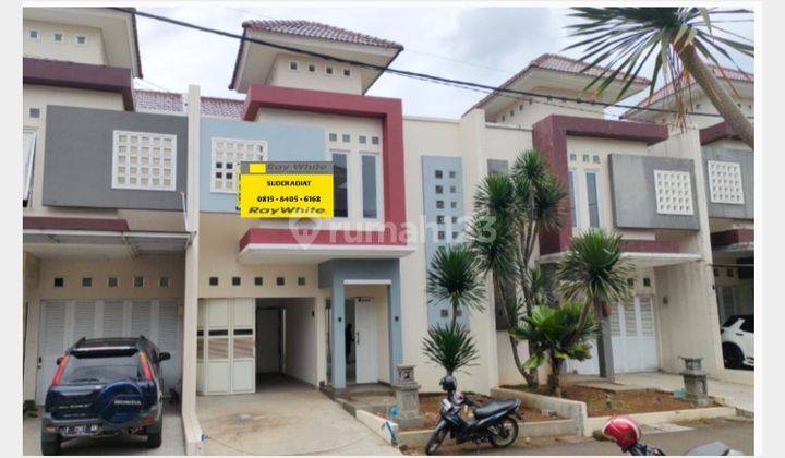 tampak depan dijual rumah perumahan terra maharani