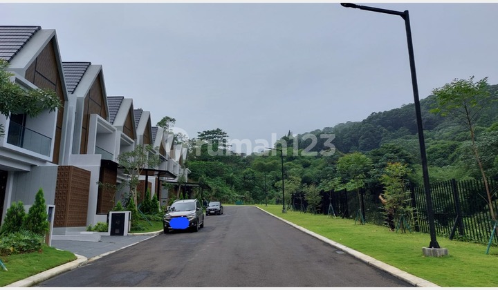 For Rent and Sale Ready-to-Occupy House Pinewood, Summarecon Bogor For Rent and Sale Ready-to-Occupy House Pinewood, Summarecon Bogor