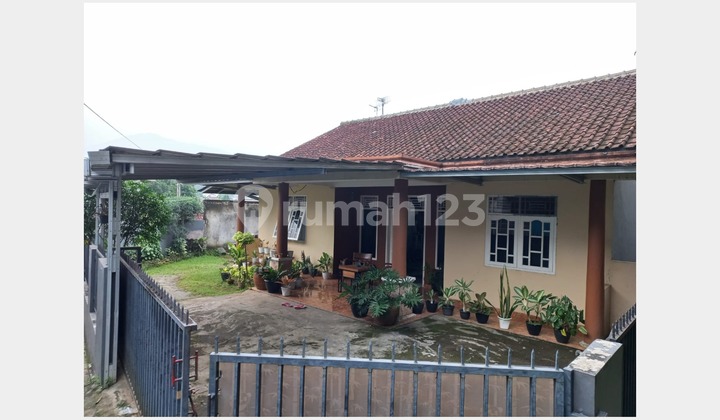 Dijual rumah berlokasi di Caringin Pasir Muncang Dijual rumah berlokasi di Caringin Pasir Muncang