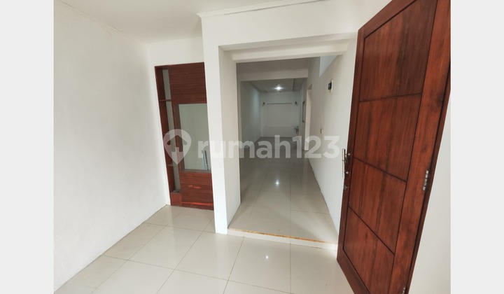 Rumah Hadap Selatan di Cluster Victoria Sentul City