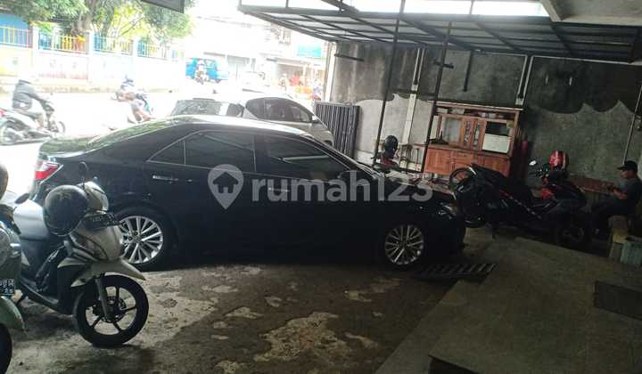 DIJUAL 3 Ruko 3,5 lantai di Perintis Kemerdekaan Bogor Cocok utk Usaha Apotik, Penginapan² 