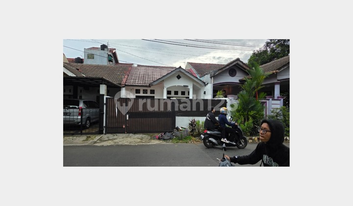 Dijual Rumah Tinggal 2 Tingkat Pamulang Villa - Tangsel