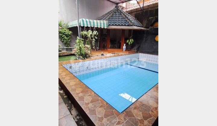 Dijual Rumah 2 lantai  hadap Selatan di Taman Yasmin Bogor 2