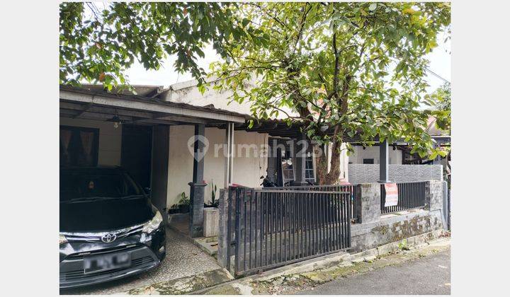 Dijual Rumah di Komp Taman Cibalagung 1