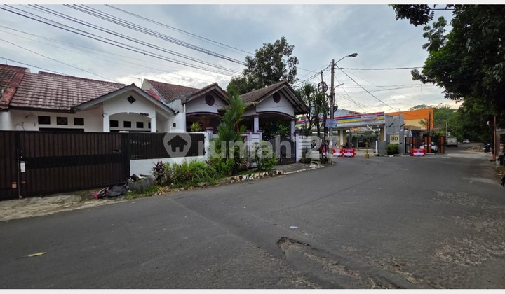 Dijual Rumah Tinggal 2 Tingkat Pamulang Villa - Tangsel