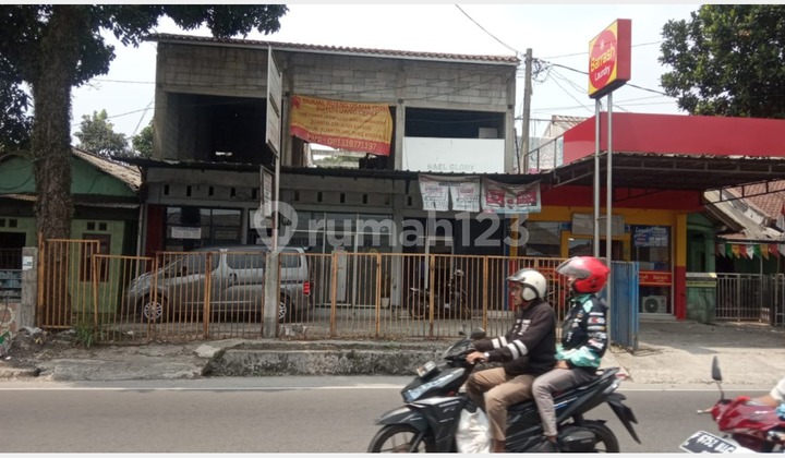 Dijual  bangunan serbaguna buat usaha di Jl Raya Lido Cigombong Bogor 