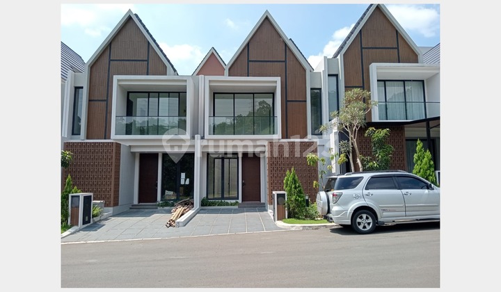 For Rent and Sale Ready-to-Occupy House Pinewood, Summarecon Bogor For Rent and Sale Ready-to-Occupy House Pinewood, Summarecon Bogor
