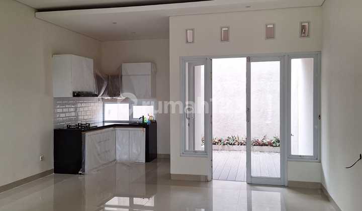 Bright & Comfortable Arcamanik House - Fully Renovated, SHM Ready! 2