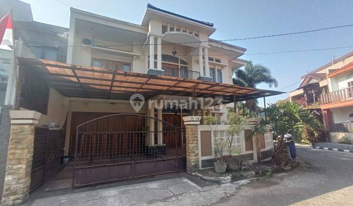 Rumah Hook Mewah Terawat Siap Huni di Komplek Taman Mutiara Cimah 1