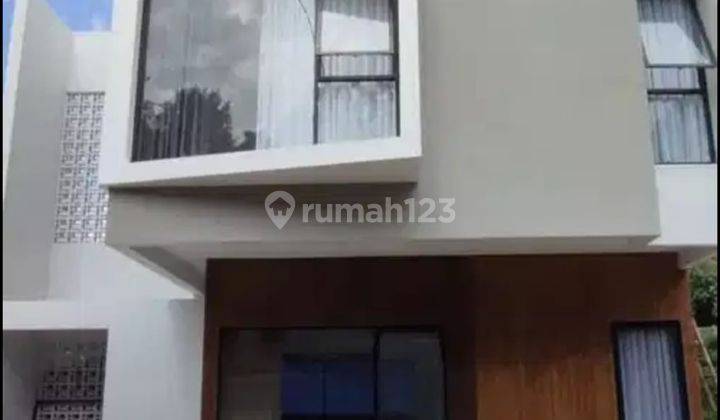 Rumah Minimalis di Dago 2 Lt fully Furnished Private Pool dkt Gedung Sate 1